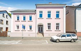 Inviting Apartment in Bad Camberg near Vogelburg Park